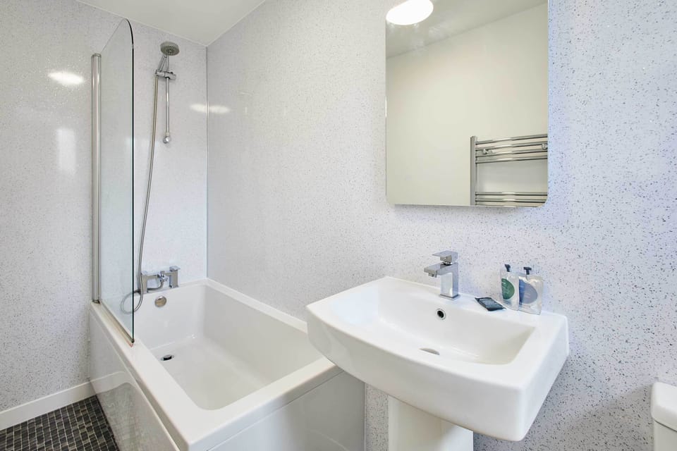 Seaview Retreat, Whitby - Host & Stay
