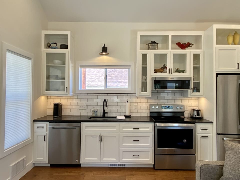 Custom kitchen has everything you need to easily prepare and clean up meals, enjoy your morning coffee or pack a picnic for Yellowstone