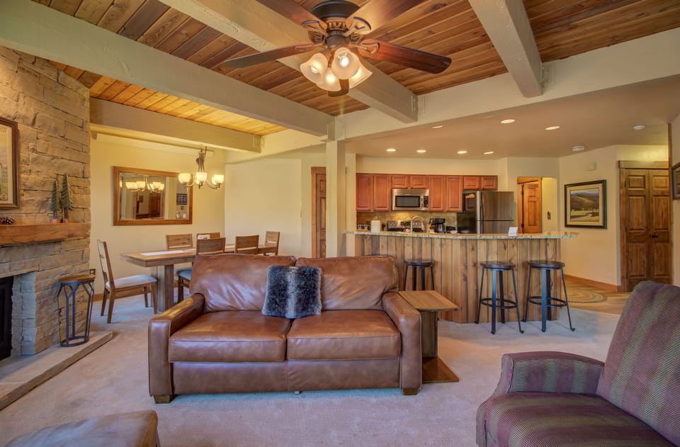 Living Area view to Interior
