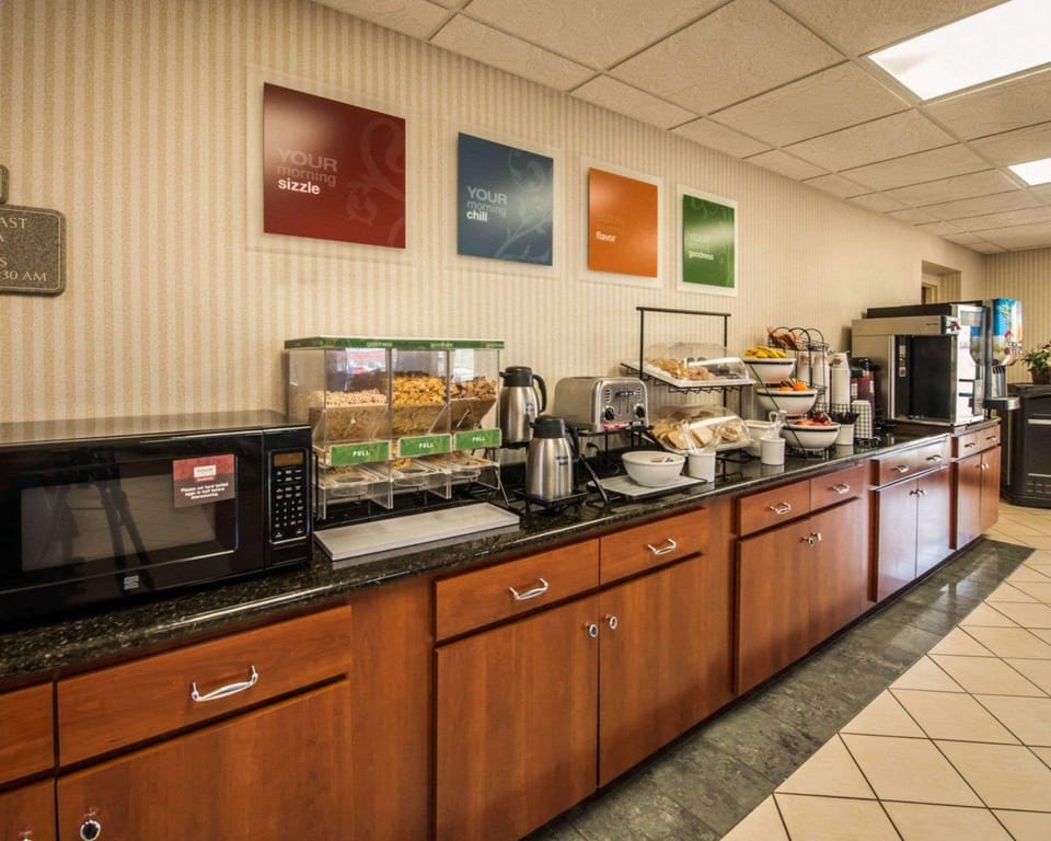 Free buffet breakfast
