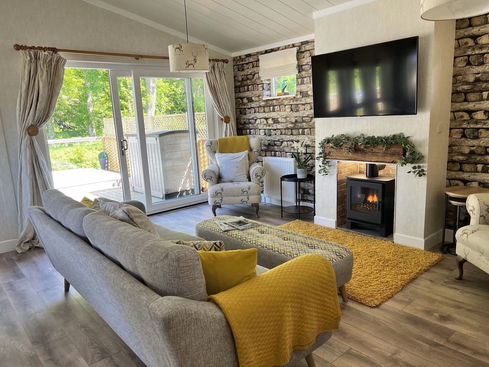Romantic Apartment, Ensuite | Lounge