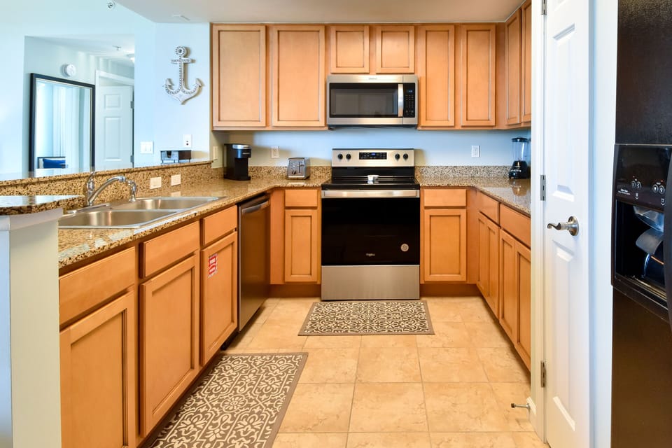 The Palms of Destin 2602 - Fully Equipped Kitchen