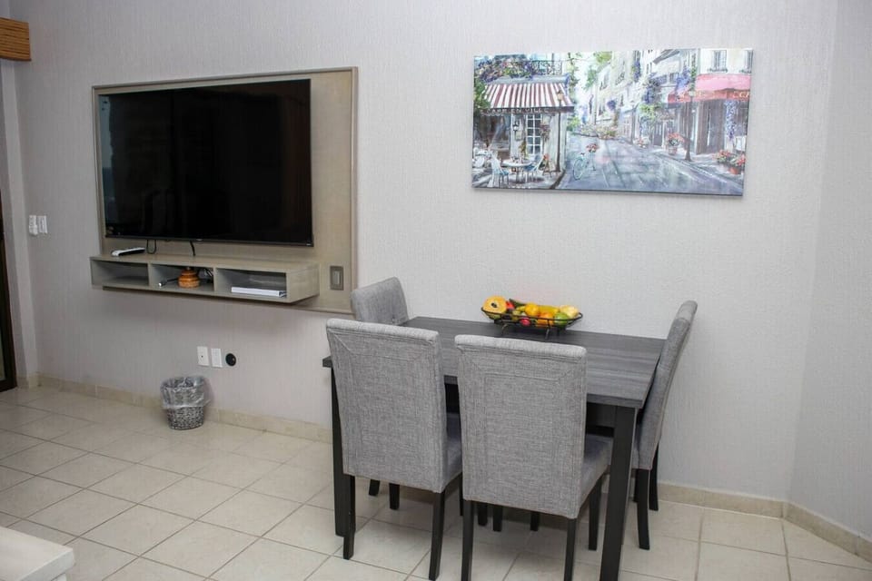 Dinning table