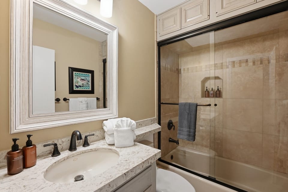 Modern bath with tub & shower