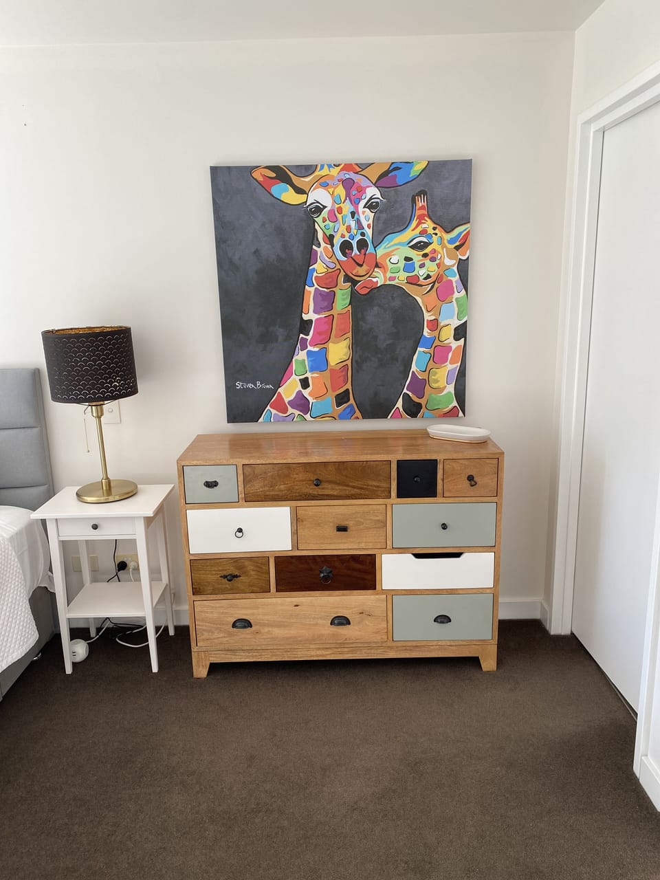 Bedroom - heaps of storage