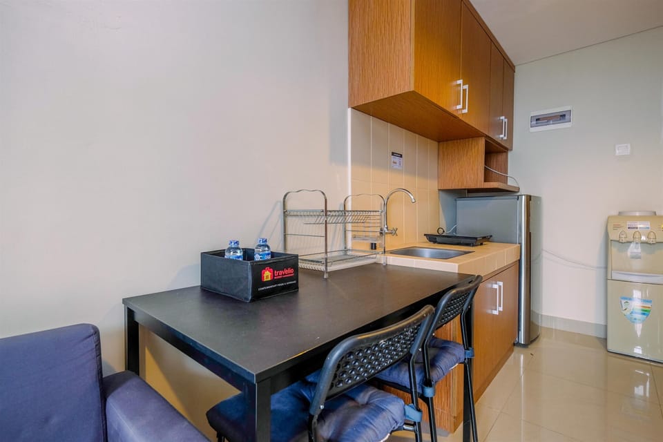 Room | Living room | TV