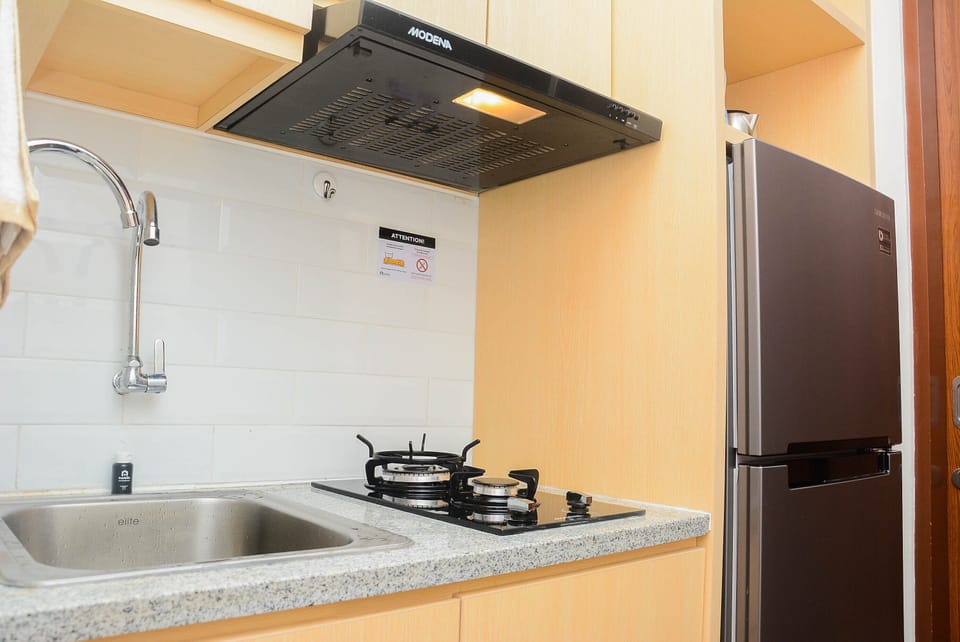 Room | Private kitchen | Fridge, stovetop, dishwasher, electric kettle