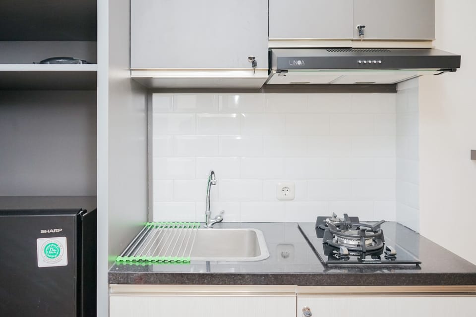 Room | Private kitchen | Fridge, stovetop, dishwasher, cookware/dishes/utensils
