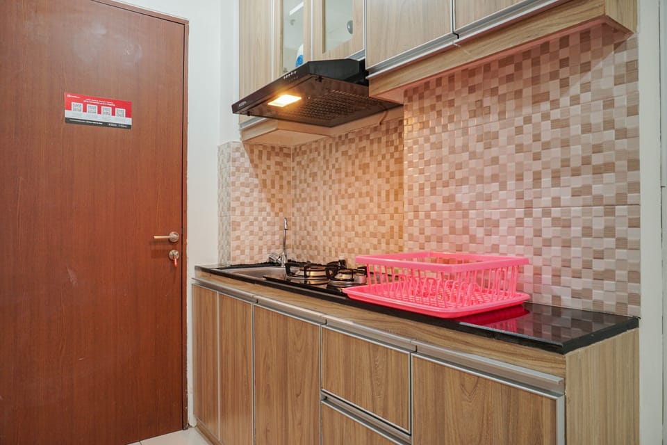 Room | Private kitchen | Fridge, stovetop, dishwasher, cookware/dishes/utensils