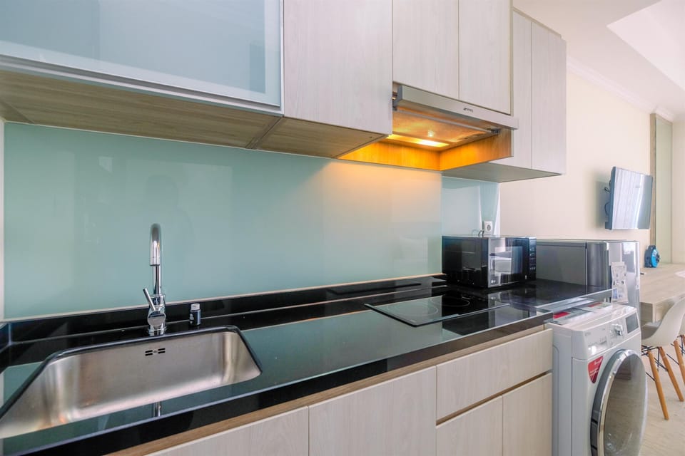 Room | Private kitchen | Fridge, microwave, stovetop, dishwasher