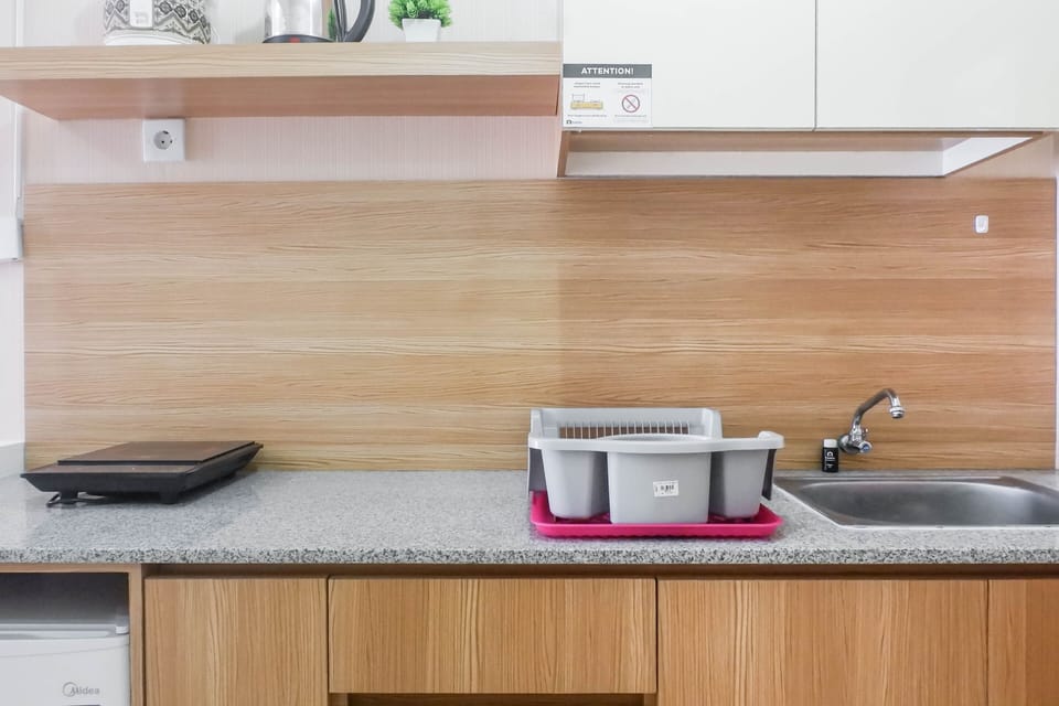 Room | Private kitchen | Fridge, stovetop, dishwasher, cookware/dishes/utensils