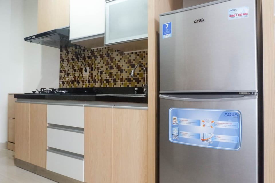 Room | Private kitchen | Fridge, stovetop, cookware/dishes/utensils