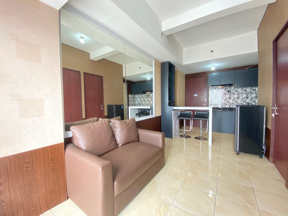 Room | Living area | TV