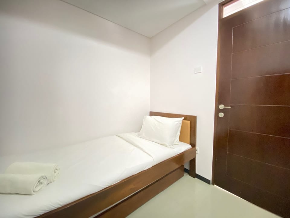 Room | 2 bedrooms, free WiFi, bed sheets