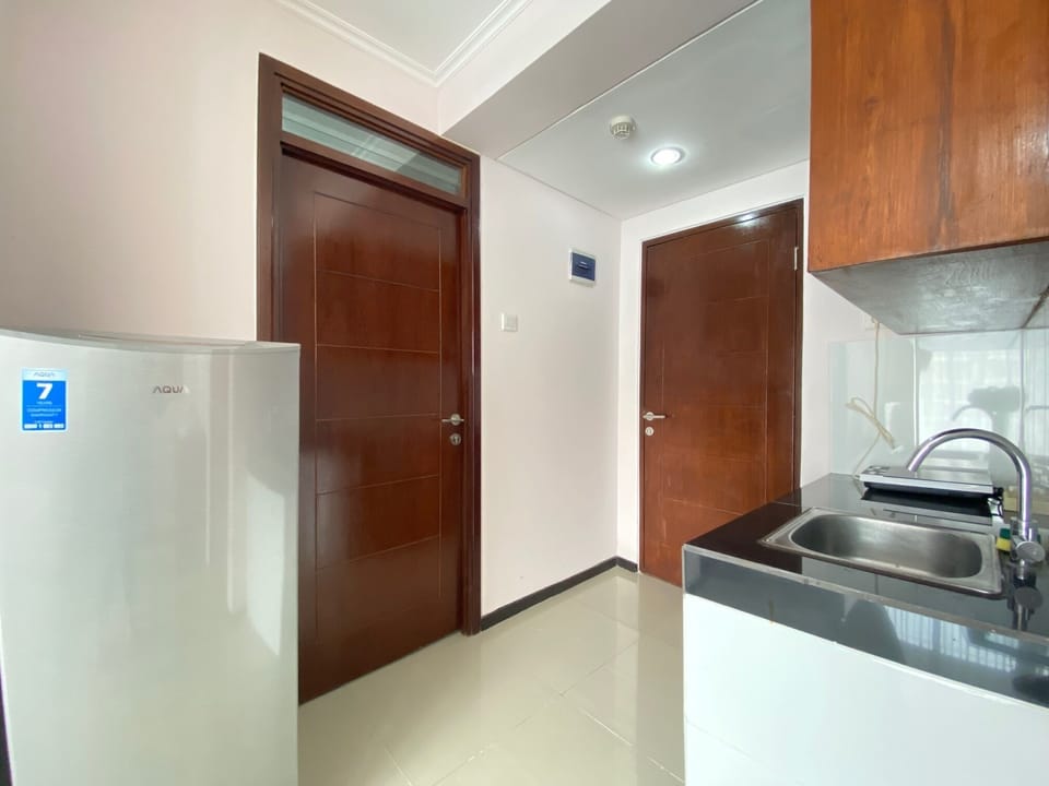 Room | Private kitchen | Fridge, stovetop, dishwasher, electric kettle