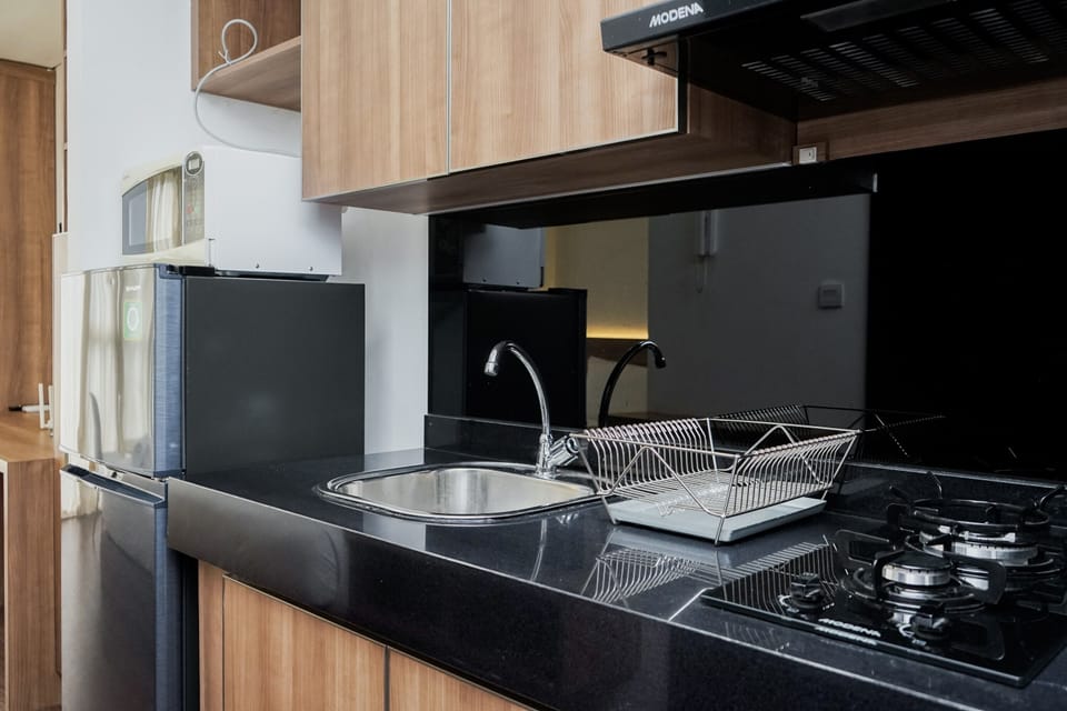 Room | Private kitchen | Fridge, stovetop, electric kettle, cookware/dishes/utensils