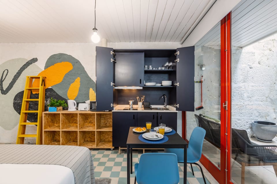 Private kitchenette