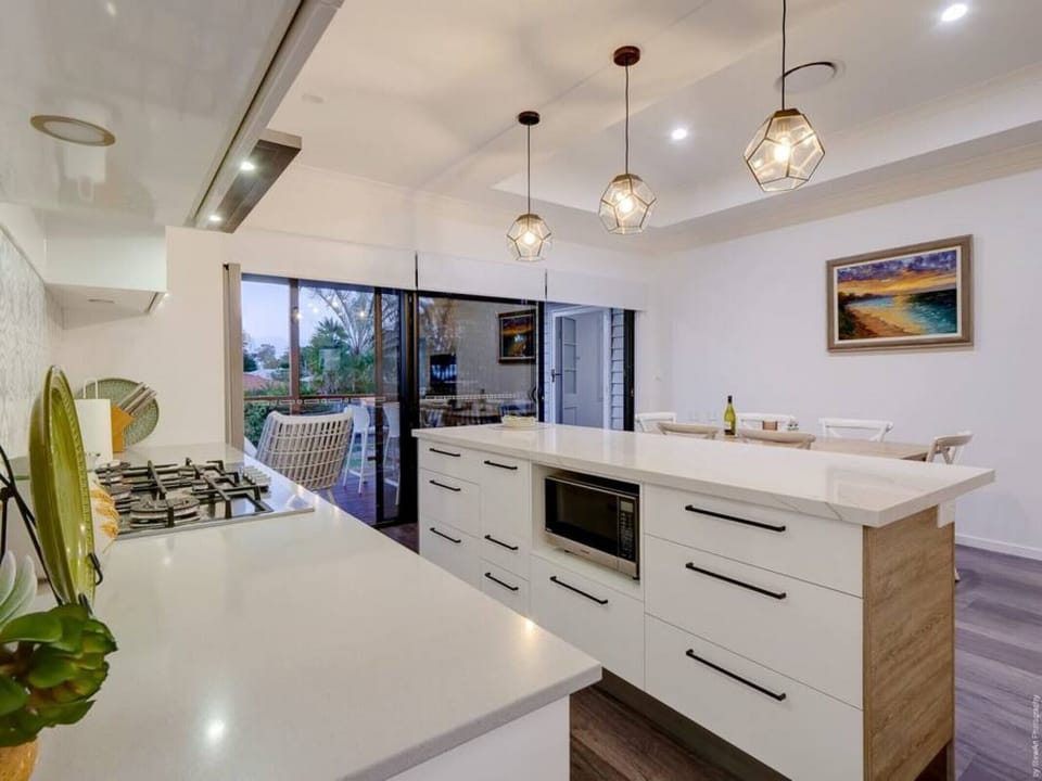 So much space for your cooking.