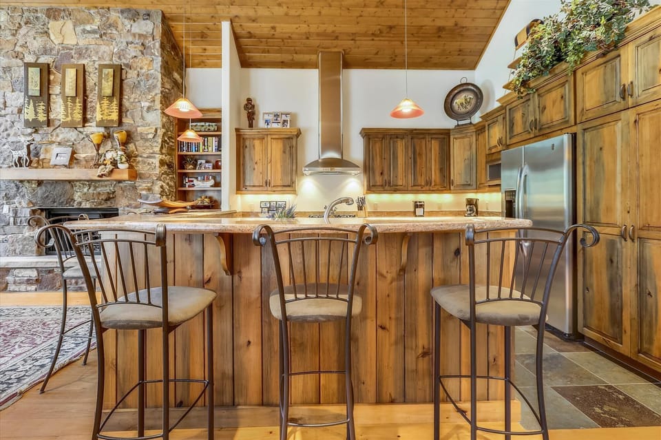 Kitchen - Shock Hill Retreat - Breckenridge Vacation Rental