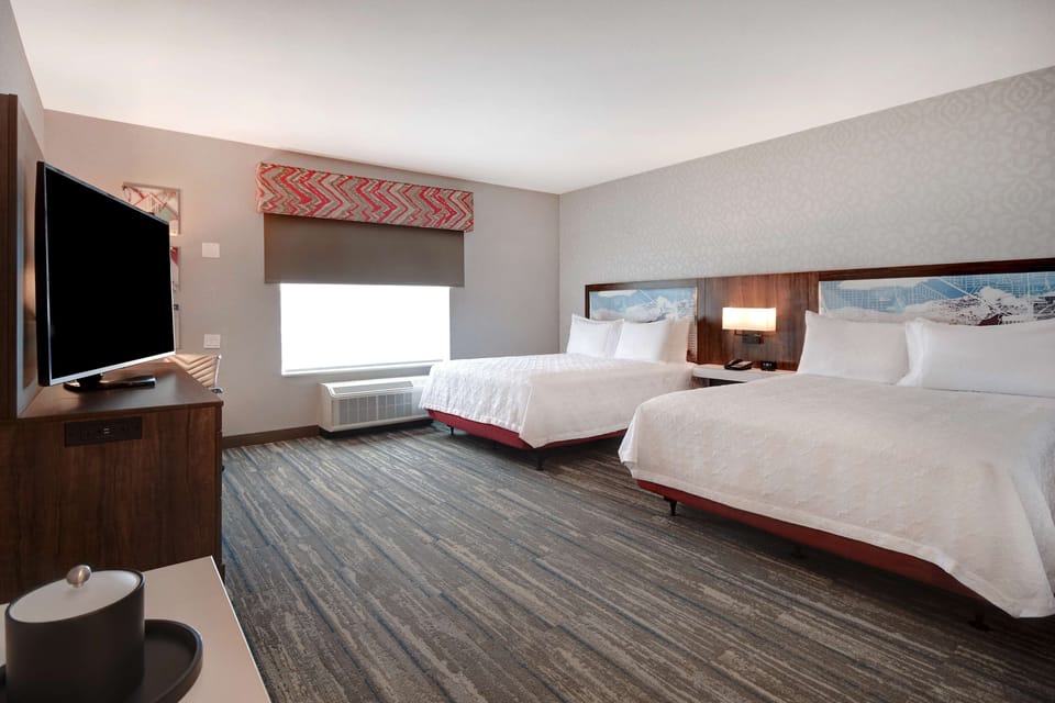 In-room safe, desk, free cribs/infant beds, bed sheets