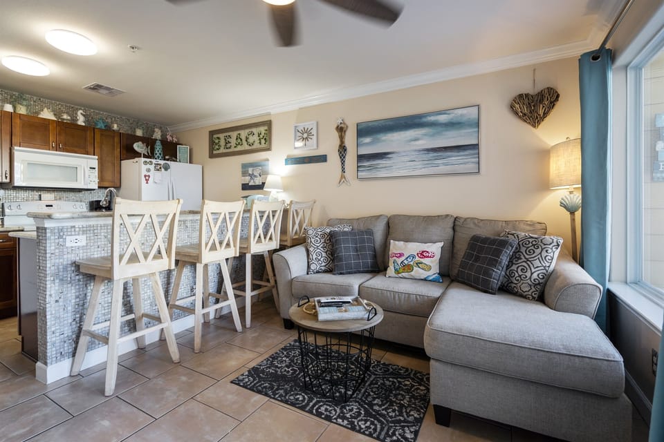 Lovely den with chaise
