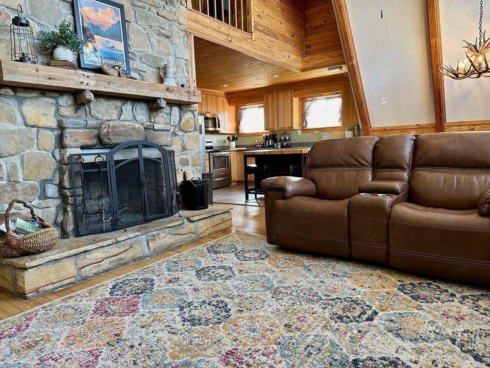 View into kitchen from Living Room