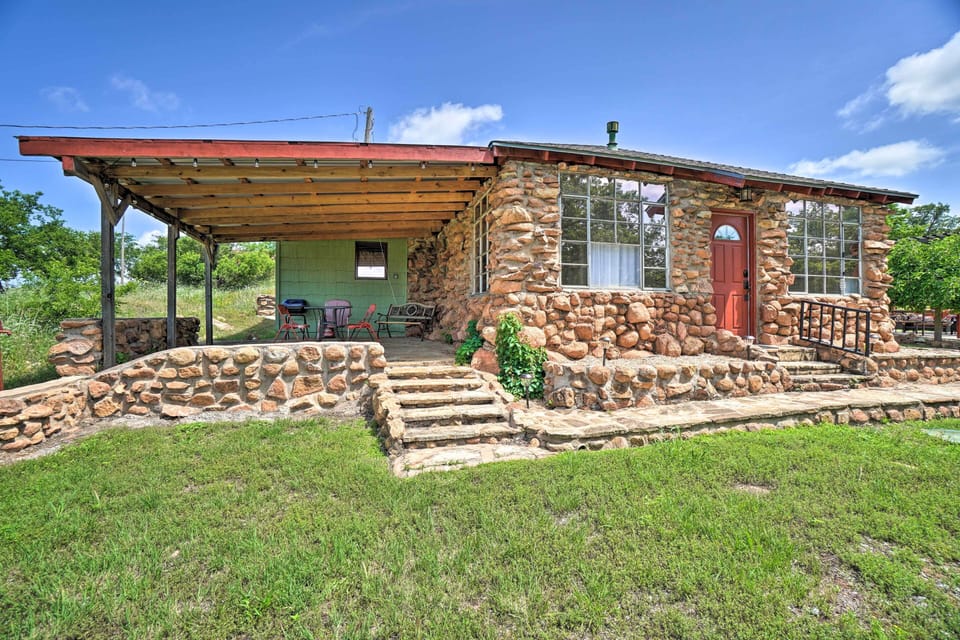 Cottage Exterior | Driveway Parking (2 Vehicles)