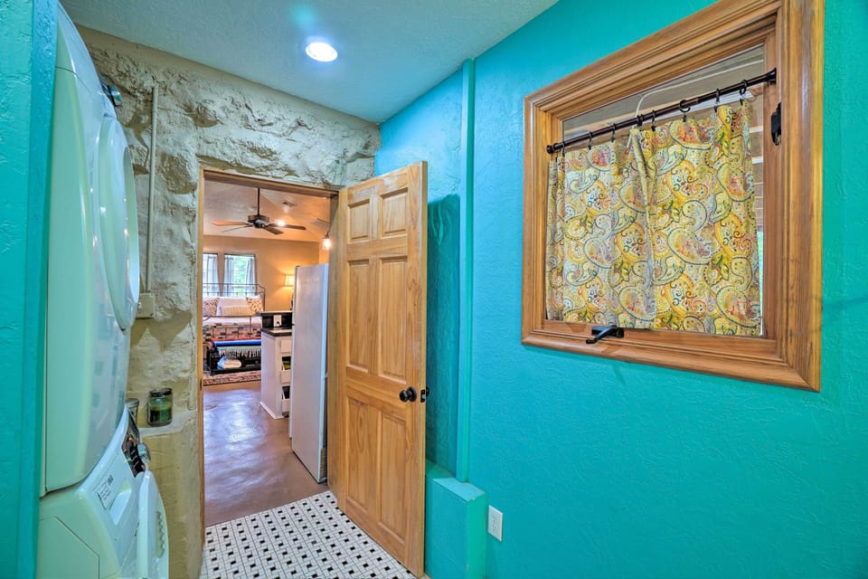 Full Bathroom | In-Unit Laundry
