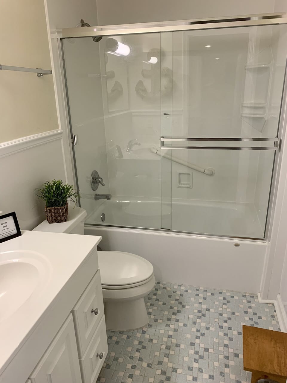 Downstairs bathroom 