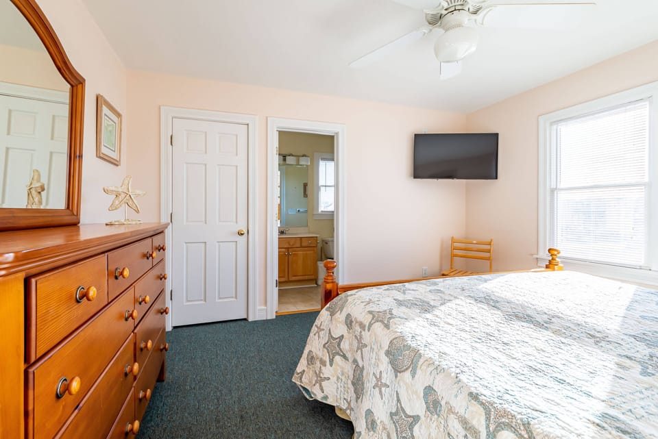 Mid Level En-Suite