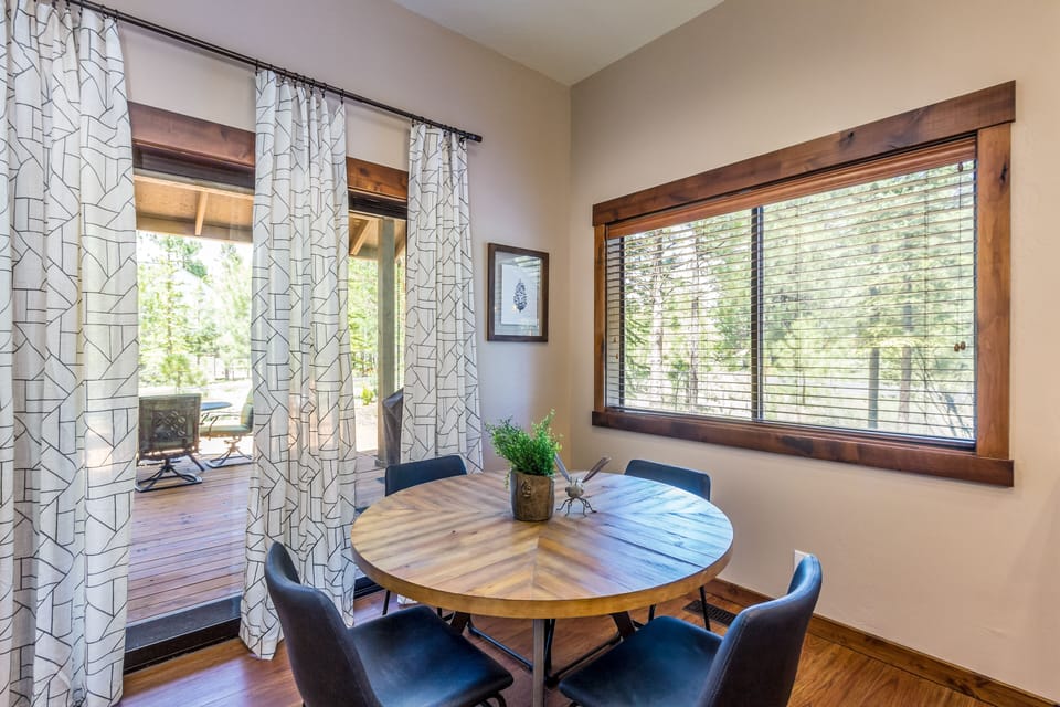 Breakfast Nook