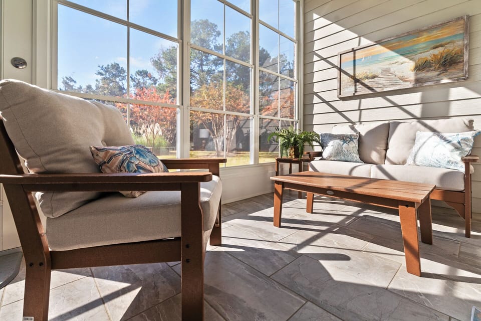 3 season room