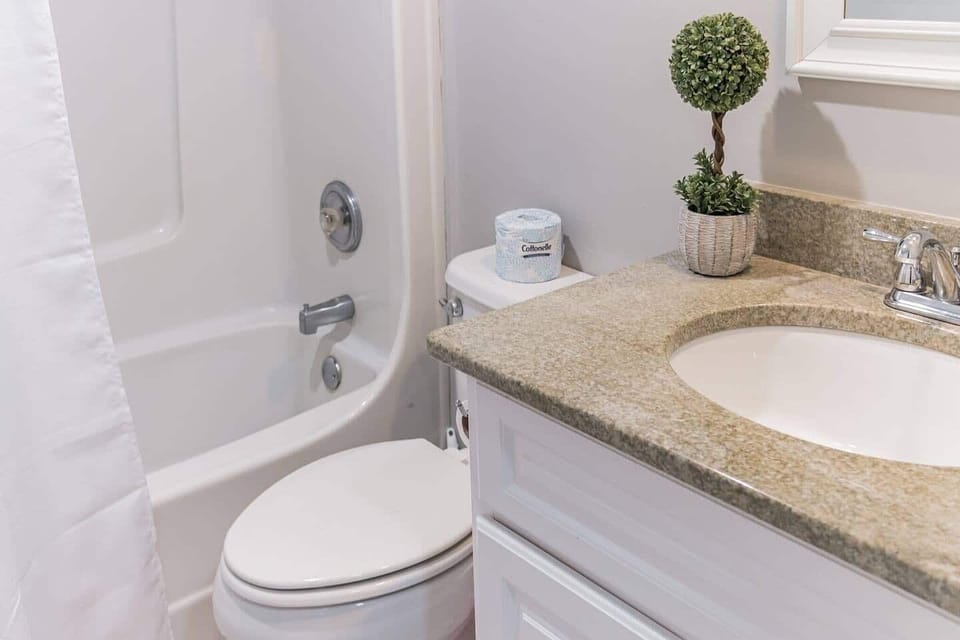 The sparkling ensuite bathroom.
