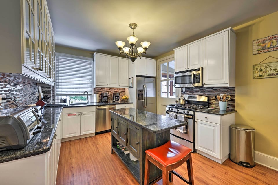 Kitchen | 1st Floor