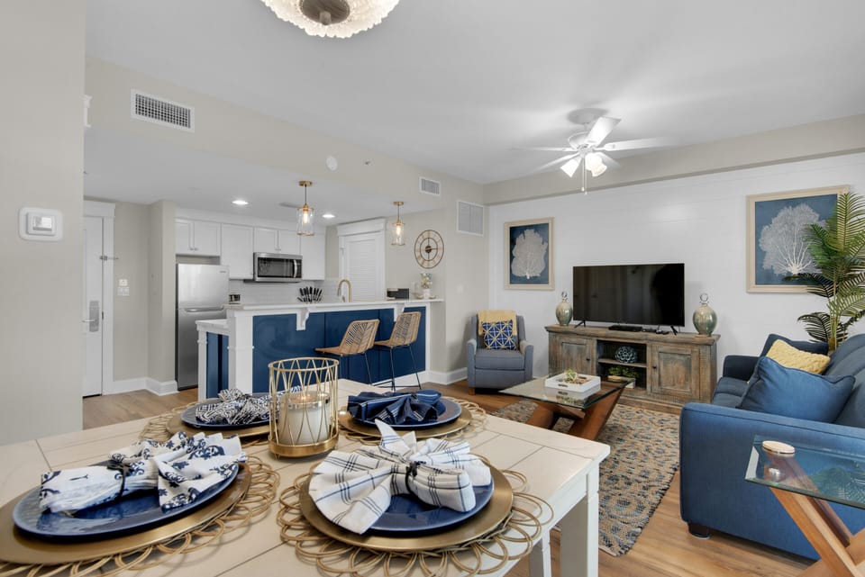 Dinning Room/Living Room/Kitchen