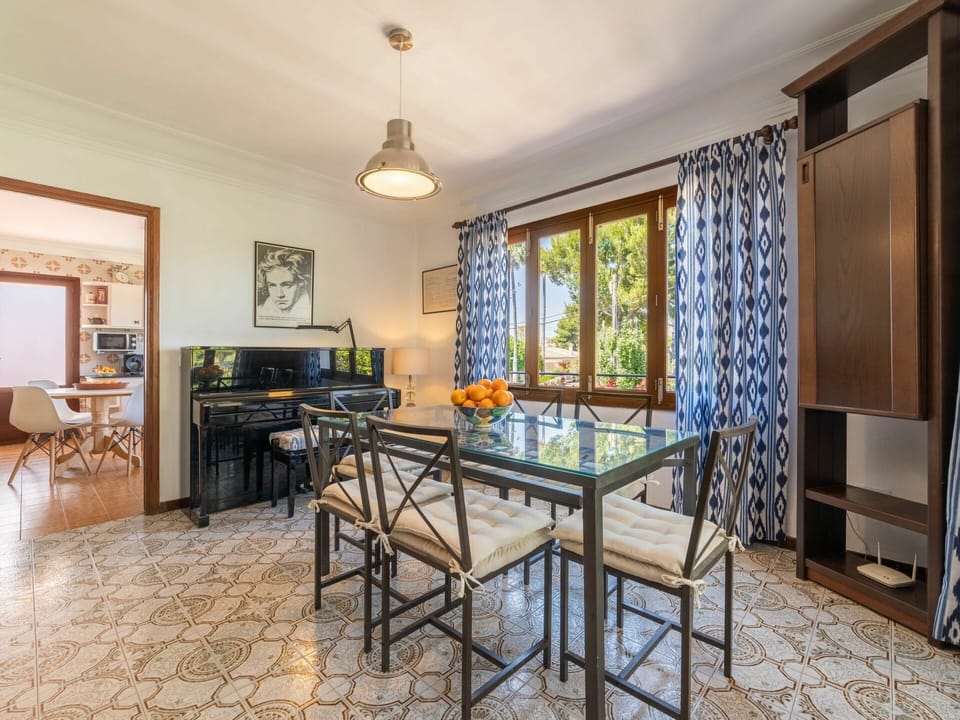 Table, Furniture, Cabinetry, Window, Picture Frame, Wood, Chair, Interior Design, Kitchen, Flooring