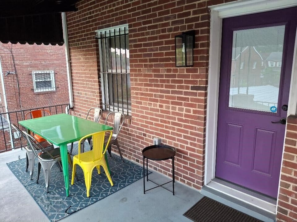 Deck/terrace - on the 2nd floor off the kitchen.
