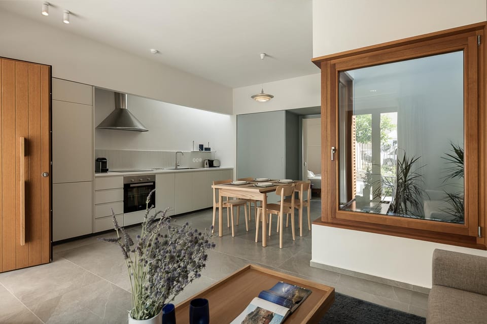 House | Private kitchen | Full-size fridge, microwave, oven, stovetop