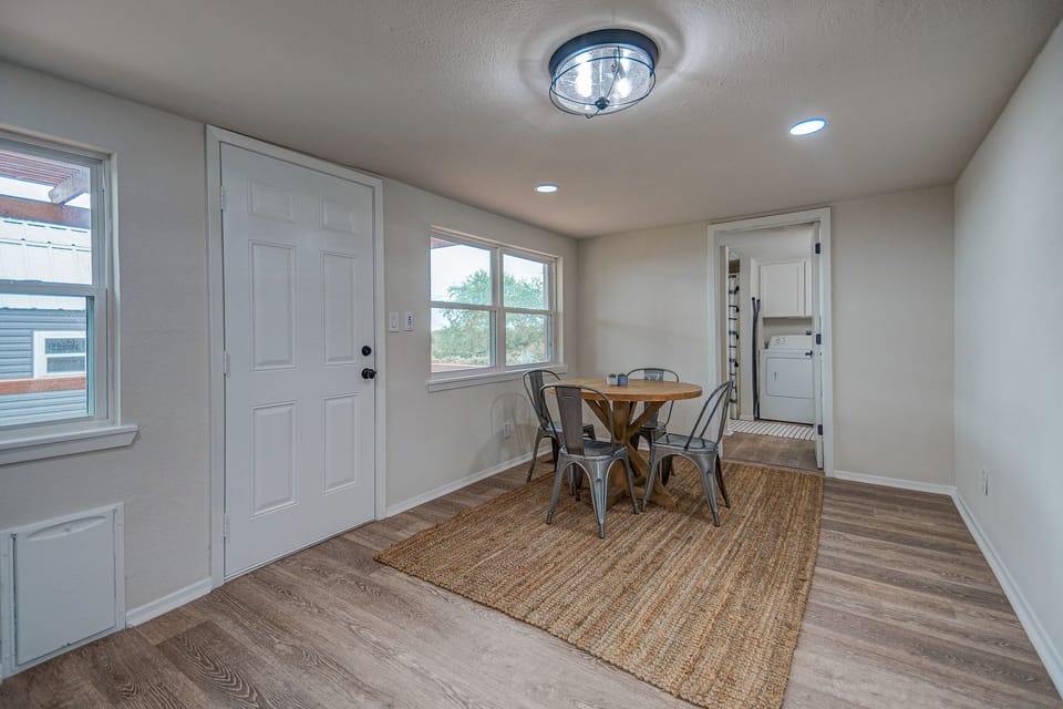 Breakfast nook