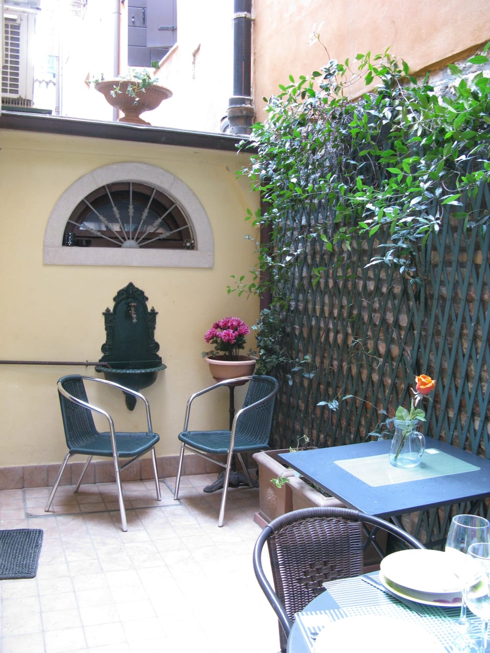 Private courtyard