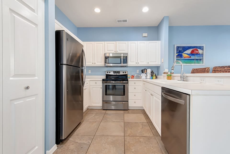 Townhome, 3 Bedrooms | Private kitchen