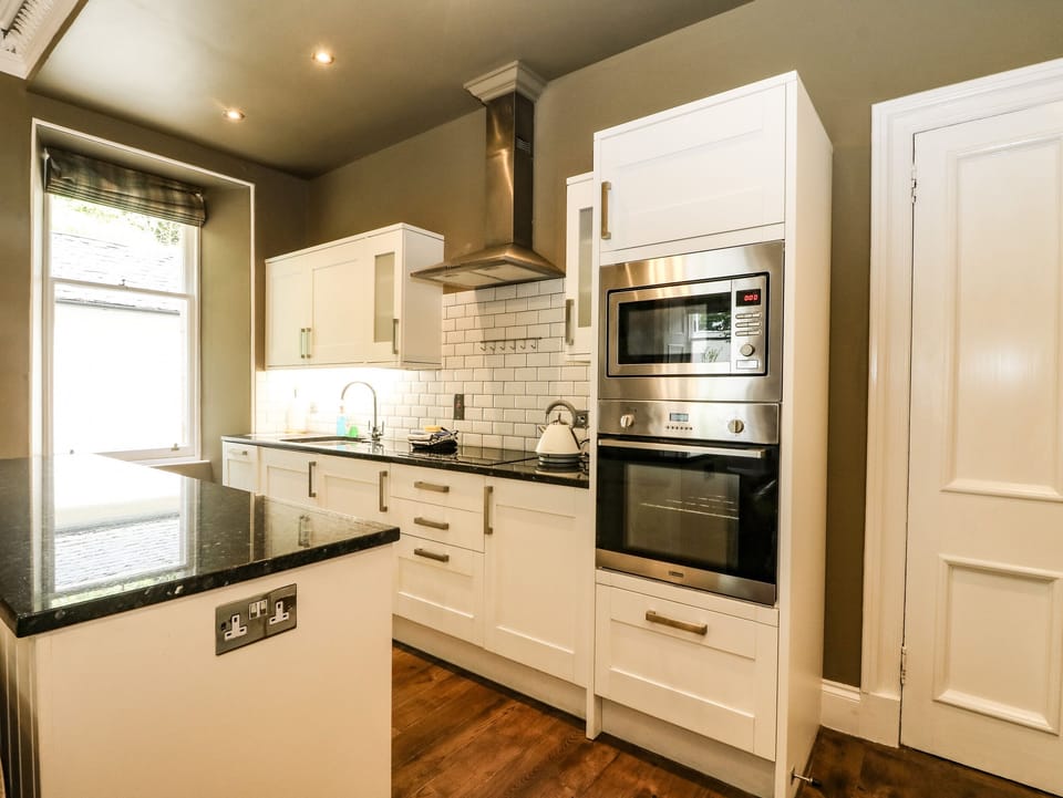 Cottage | Interior
