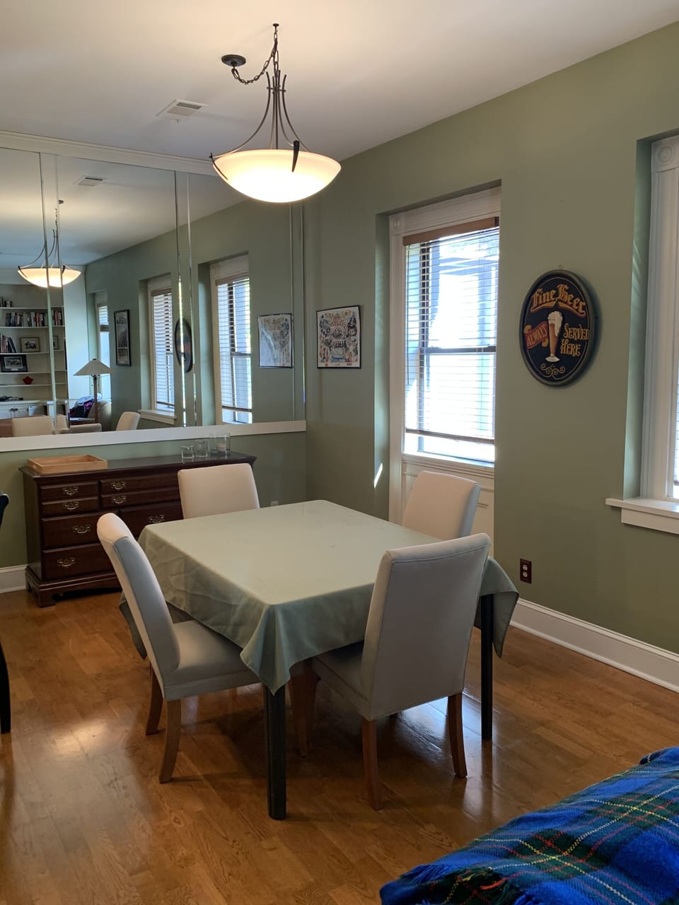 Dining area -- additional seating at barstools under counter.
