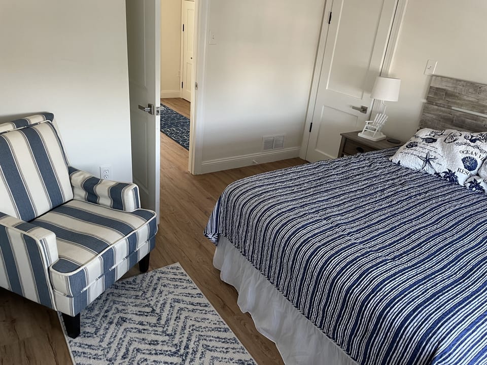 Queen sized bed 