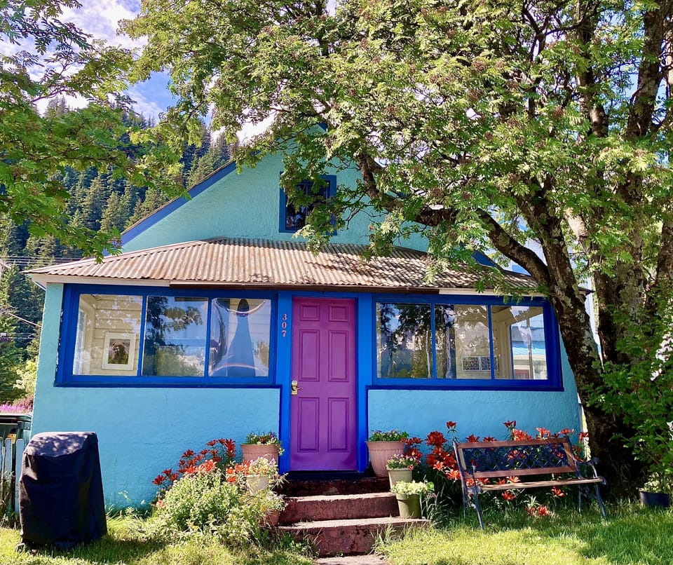 Downtown Vintage House
