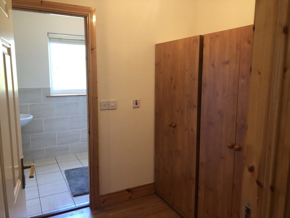 En-suite dressing area and bath/ shower off Bedroom 3