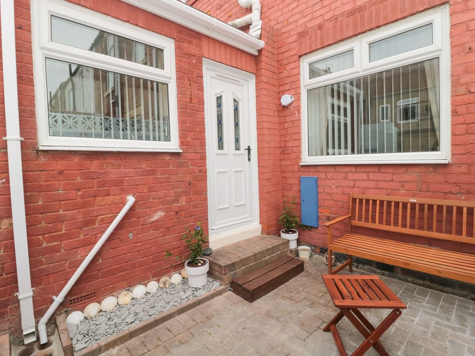 Cottage | Balcony