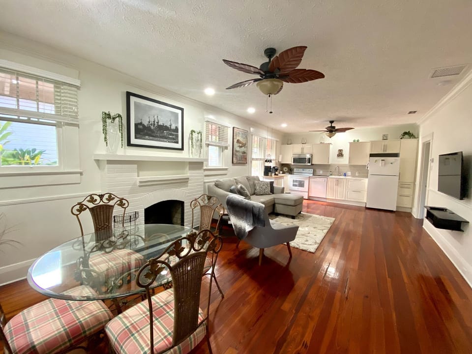 large living space with open kitchen