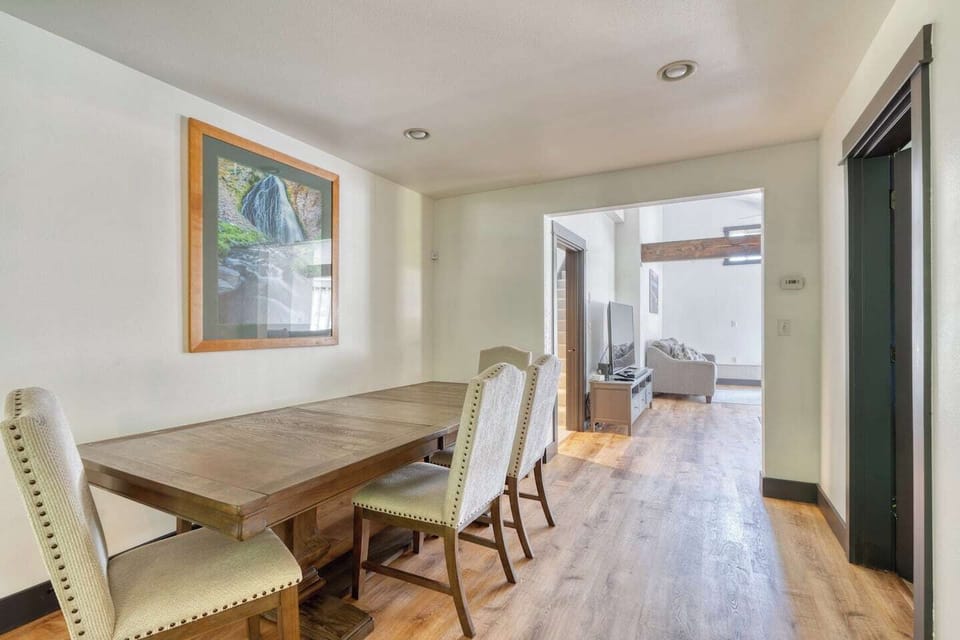 6+ seating dining table (bench seat on other side) perfect for your dining gathering.