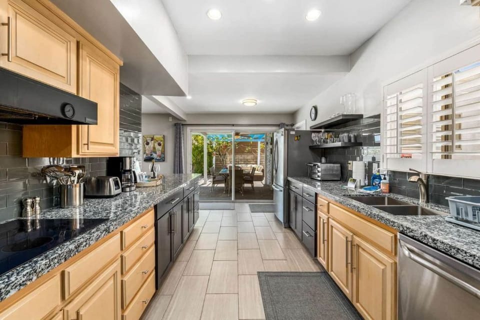 granite countertops in updates kitchen